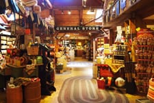 yankee candle village th